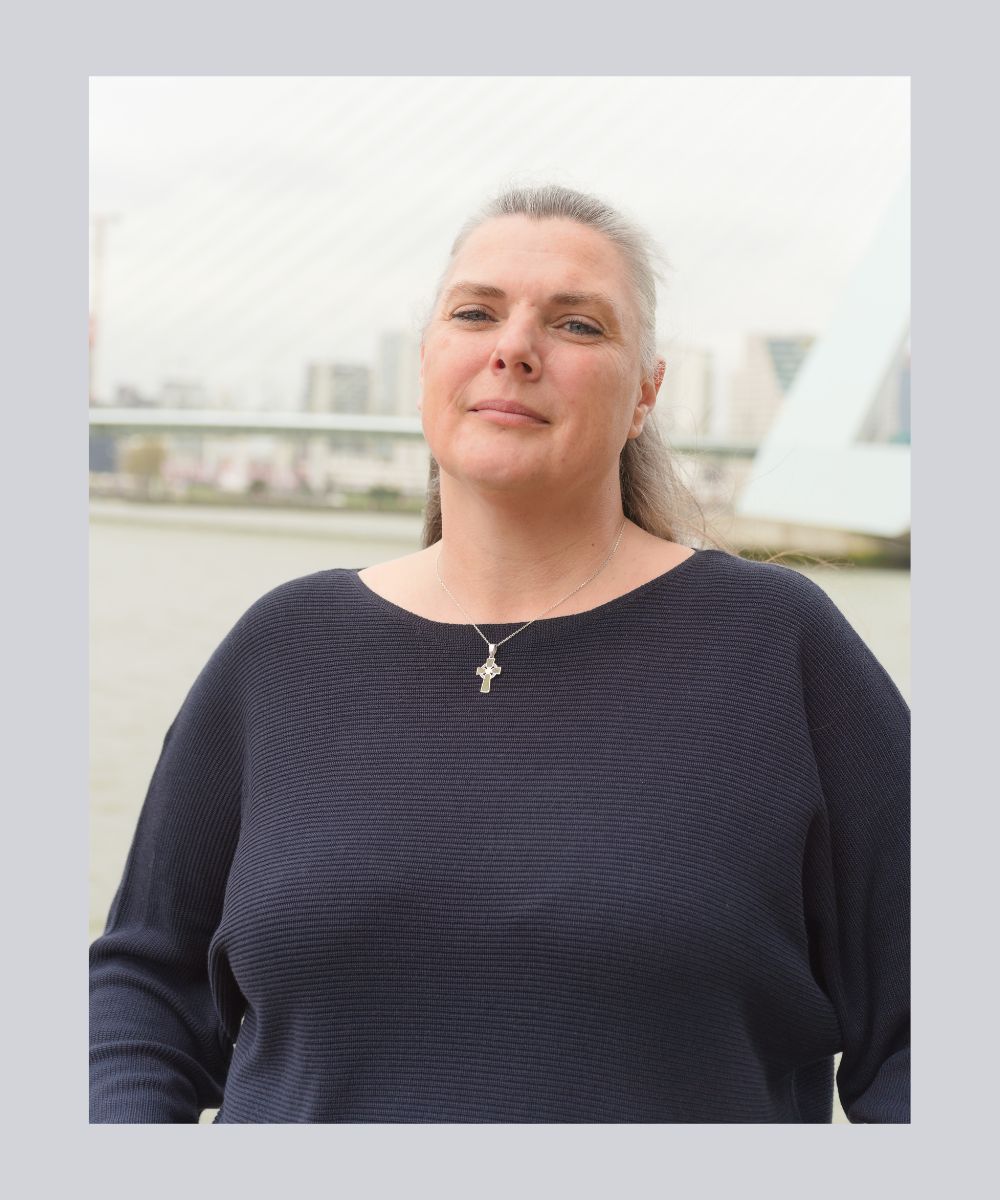 Angelique de Jong rouwbegeleider voor werkgevers en leidinggevenden